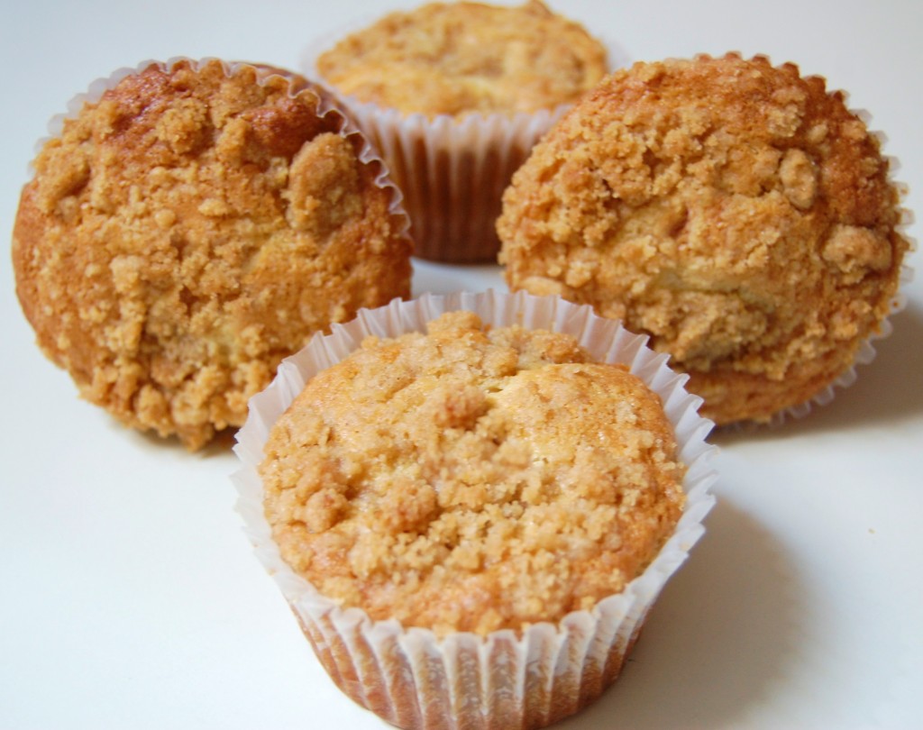 Coffeecake Muffins with Streusel Topping