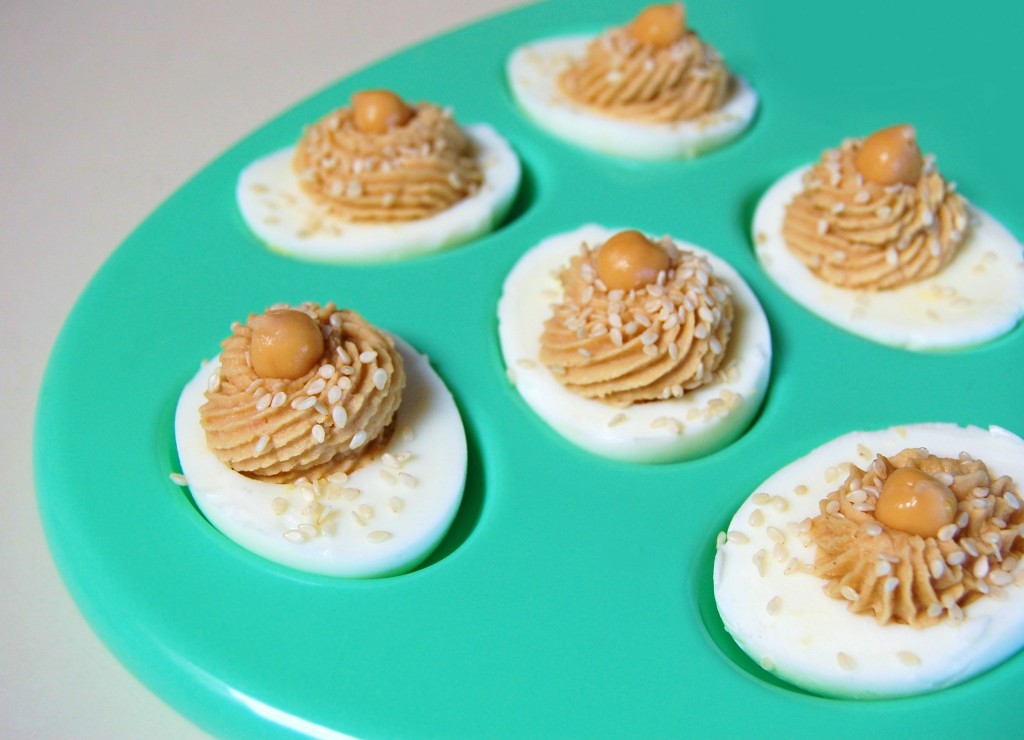 Hummus Deviled Eggs 