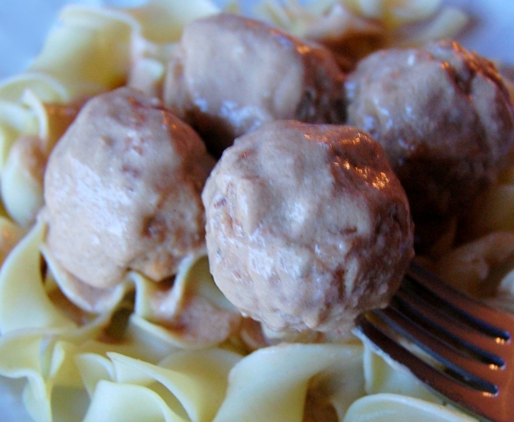 Slow Cooker Swedish Meatballs