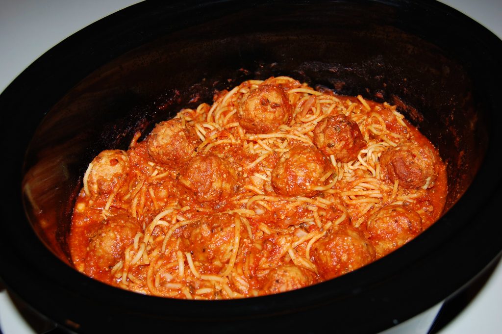 Slow Cooker Spaghetti and Meatballs 