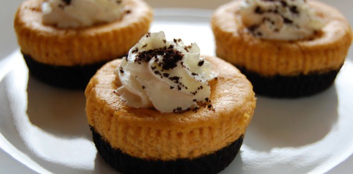 Mini Oreo Pumpkin Cheesecakes