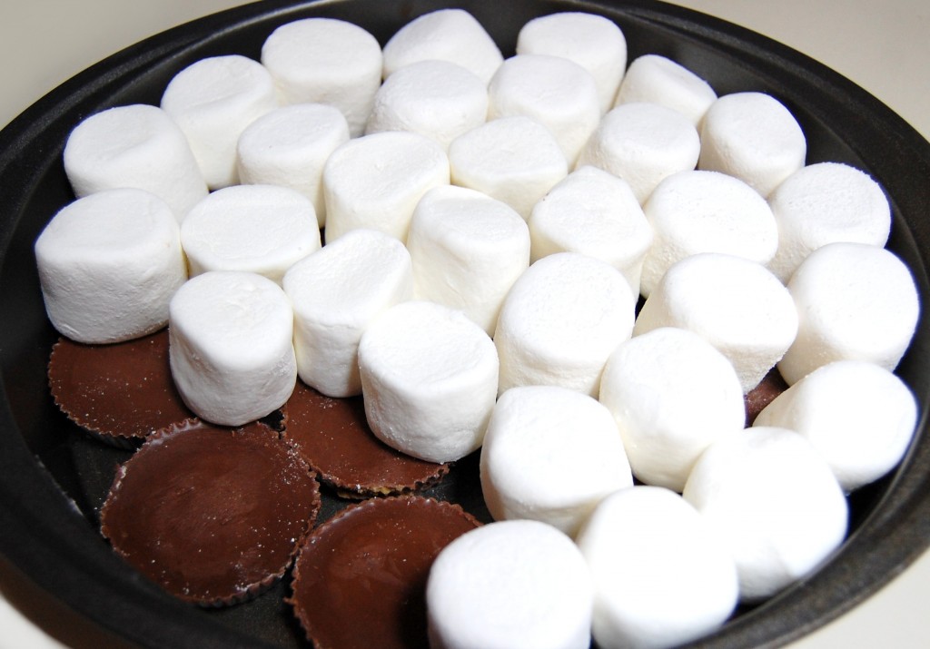 Peanut Butter Cup S’mores Dip Cooking Mamas