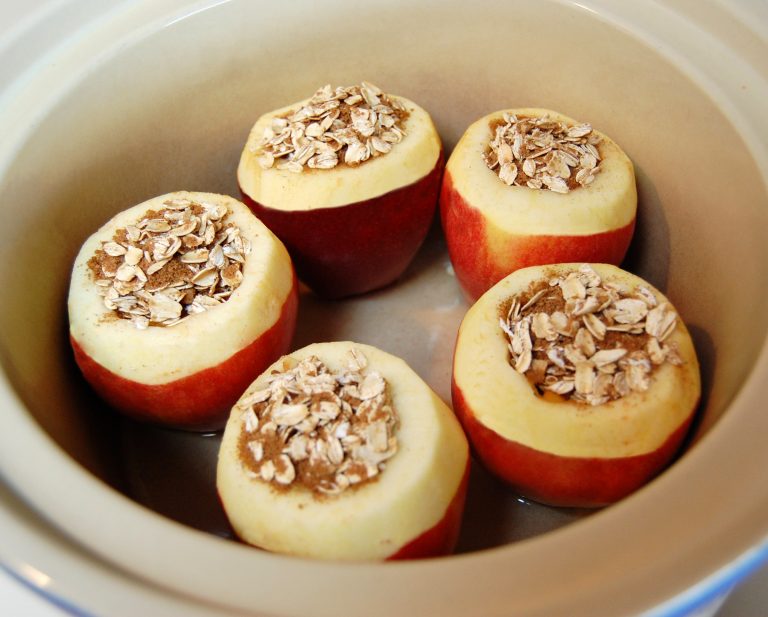 Slow Cooker Baked Apples | Cooking Mamas