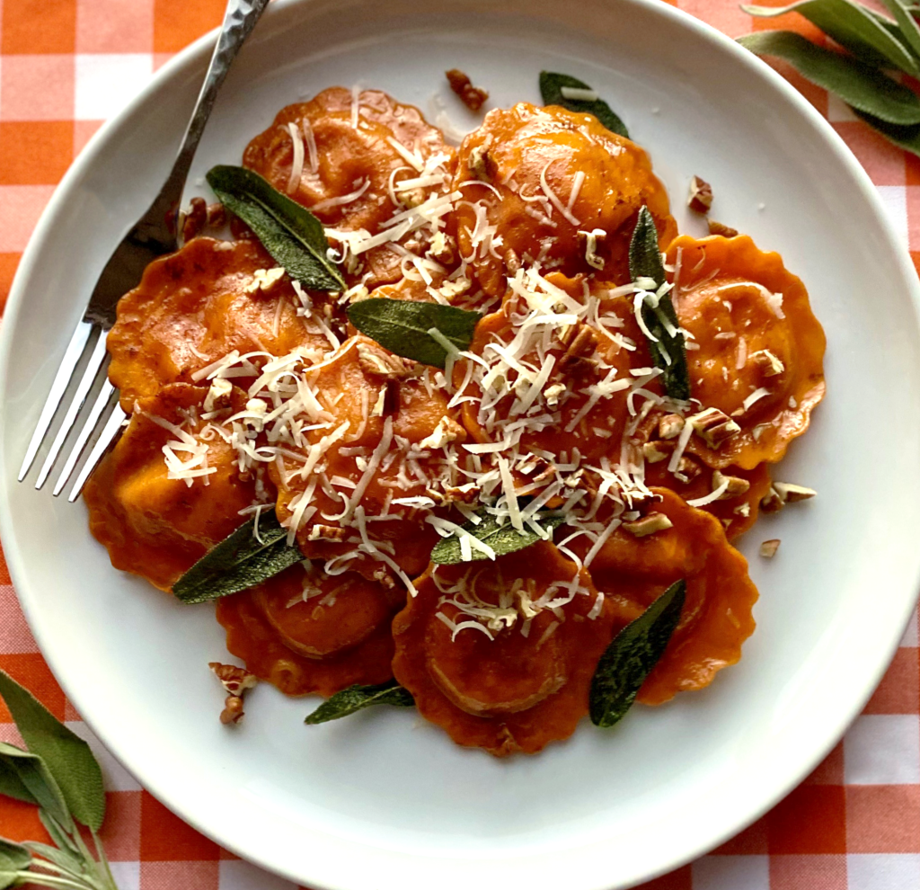 Butternut Squash Ravioli with Brown Butter Sauce | Cooking Mamas